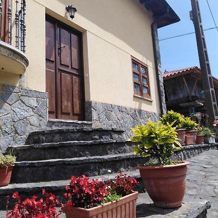 Vivienda Vacacional Casa Abuela Herminia Colunga Bagian luar foto
