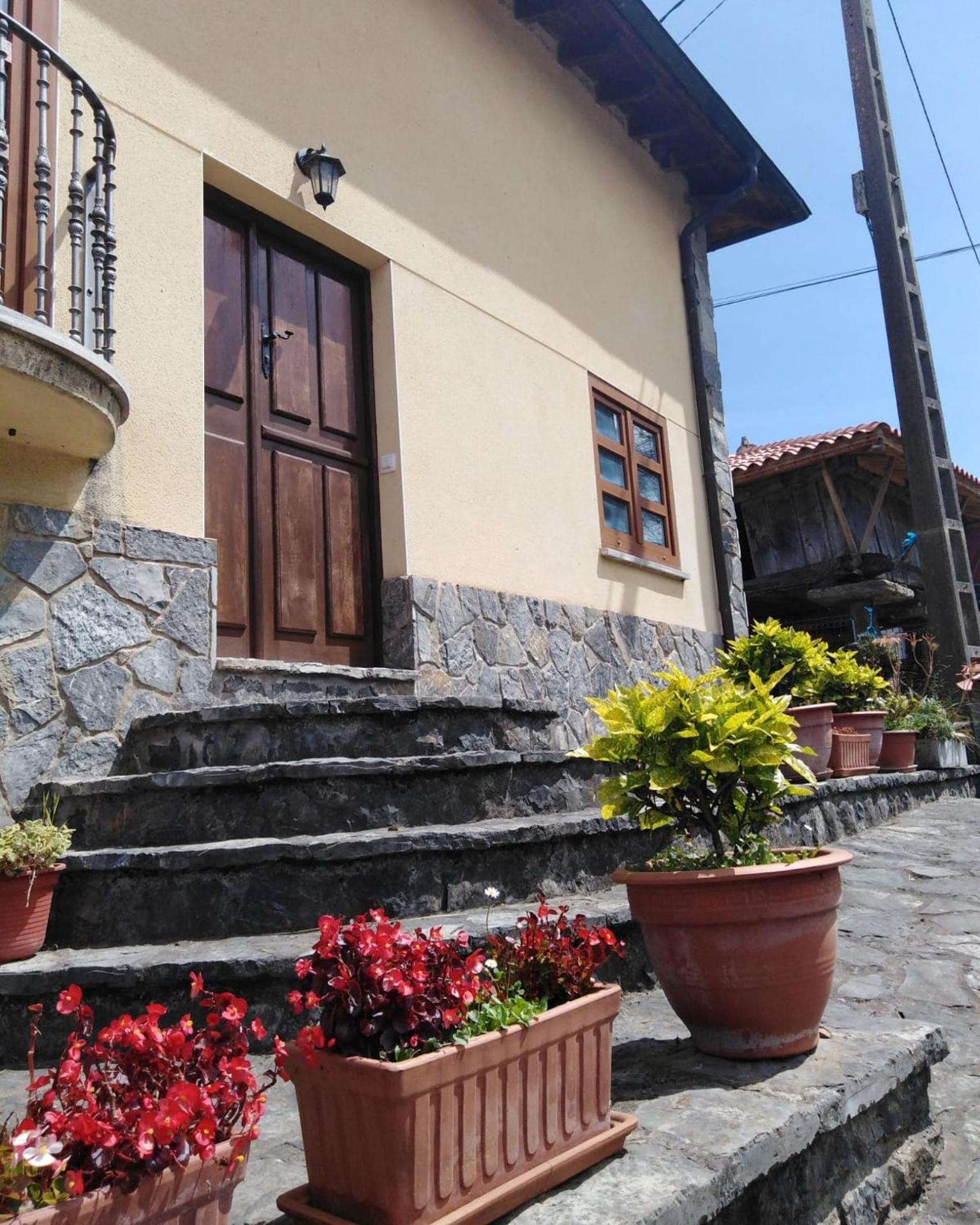 Vivienda Vacacional Casa Abuela Herminia Colunga Bagian luar foto